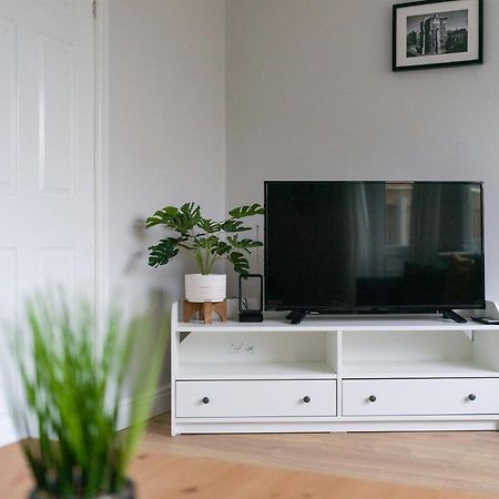 Charming 3-Bed House In Newcastle Upon Tyne Villa Buitenkant foto